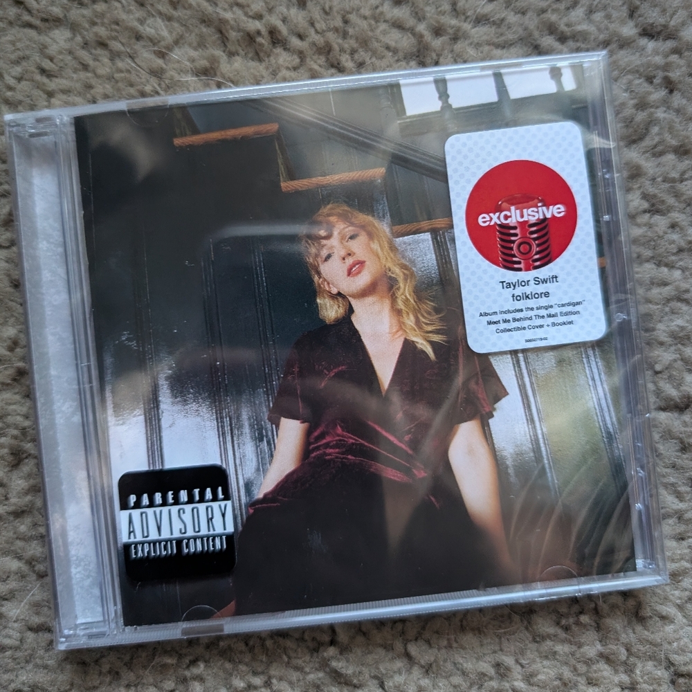 Taylor Swift *Rare* Folklore Target Exclusive Misprint COVER SEALED, CD IN HAND